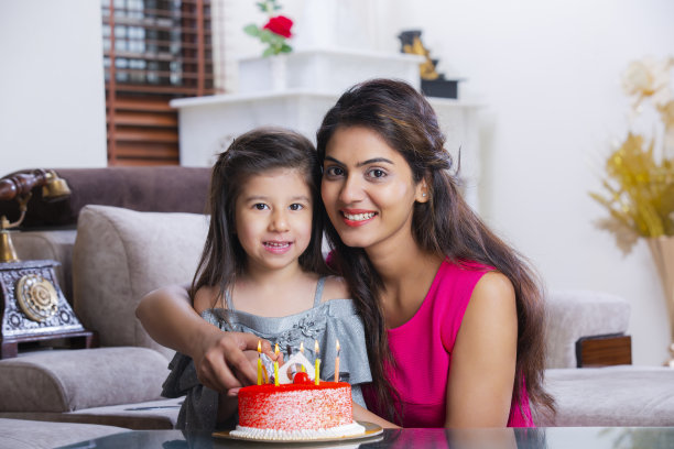 生日快乐，婴儿照片图片下载