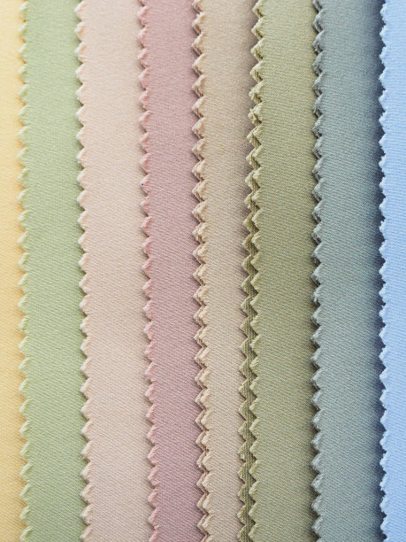 多色针织物样品的垂直位置。机织纹理和背景图片下载