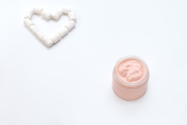 罐子里的桃子手工奶油图片下载