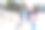 大学生情侣在校园里图片下载