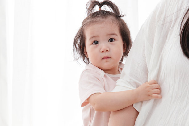 快乐母女玩耍图片下载