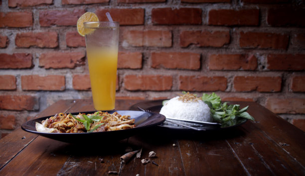 Ayam Suwir午餐图片下载