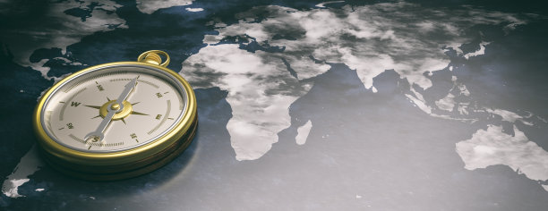 罗盘仪器与地球地图背景。三维演示图片下载