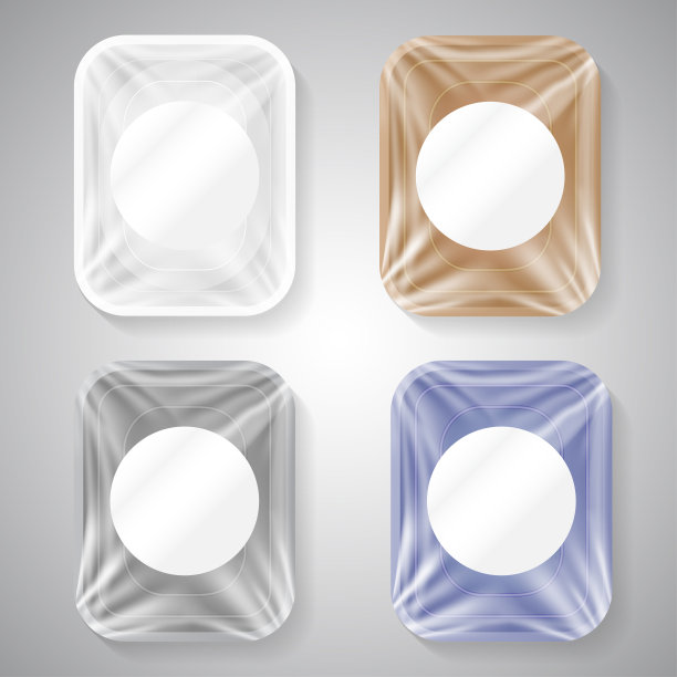 塑料容器设置隔离在白色皱褶表面保鲜膜内部空空间为您的食品设计，品牌和空白标签。新鲜的餐盘呈现与现实的电影。素材图片