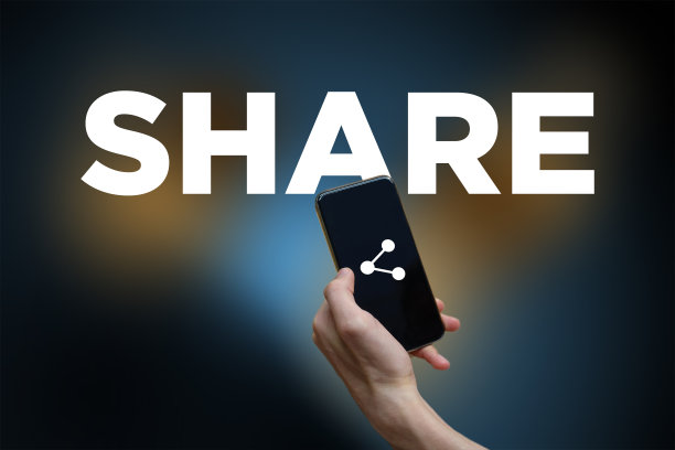 智能手机上的共享图标。通知和社交媒体概念。图片下载