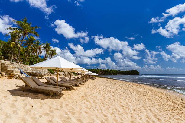 巴兰甘海滩-巴厘岛印度尼西亚图片下载