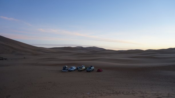 撒哈拉沙漠的日出图片下载