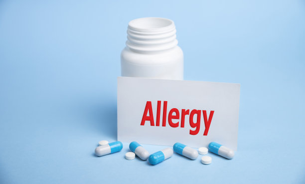 医疗卡上有过敏字样。医学的概念图片下载