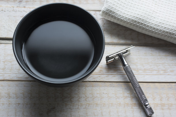 桌面剃须工具图片下载