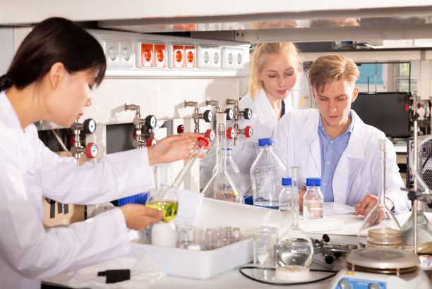 科学家团队合作图片下载