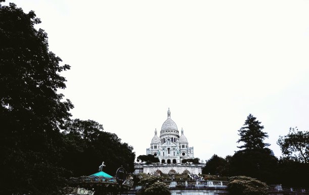 巴黎大教堂冠心图片下载