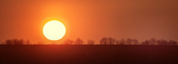 明亮的大太阳图片下载