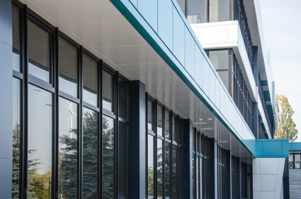 小镇河运站公共建筑：海运站素材图片