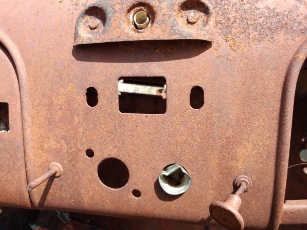 古董汽车零部件图片下载