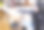 伊斯兰风格居家工作的女人图片下载