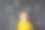 在黑色的背景上，男孩被蚊子咬了一口。在黑板上用粉笔画蚊子图片下载
