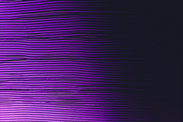 带有光线的砖墙作为抽象背景。图片下载