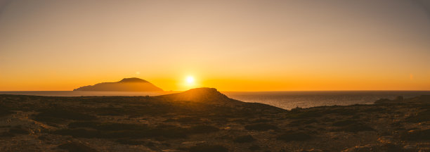 希腊卡索斯岛的日落全景图片下载