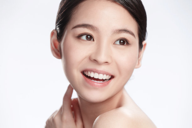 年轻女子化妆肖像素材图片