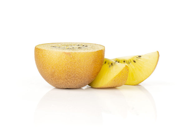 新鲜的金黄色猕猴桃，孤立在白色的太阳金图片下载