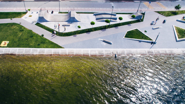 城市堤岸鸟瞰图图片下载