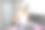 快乐的女人在家里熨衣服素材图片