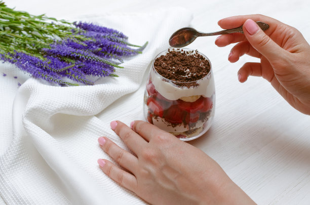 草莓甜点。图片下载