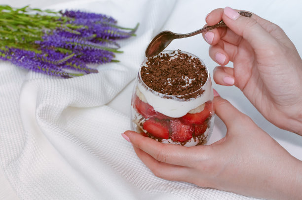 草莓甜点。图片下载