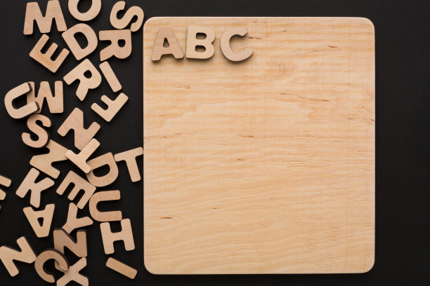 ABC在木板上，拷贝空间图片下载