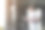男性健美运动员锻炼后喝水图片下载