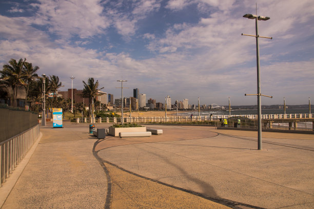 清晨，在德班的黄金大道图片下载