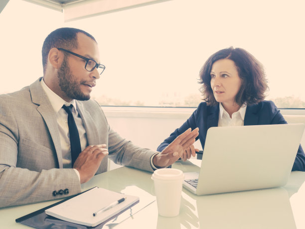 业务合作伙伴会议图片下载