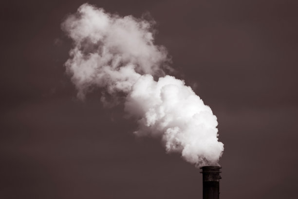 烟囱和烟图片下载