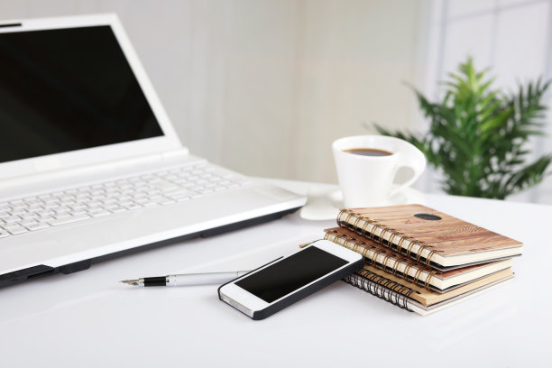 笔记本电脑和智能手机图片下载