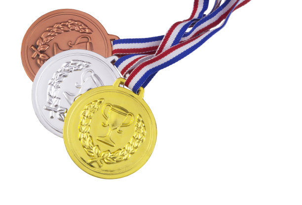 带缎带的金银铜质奖章图片下载