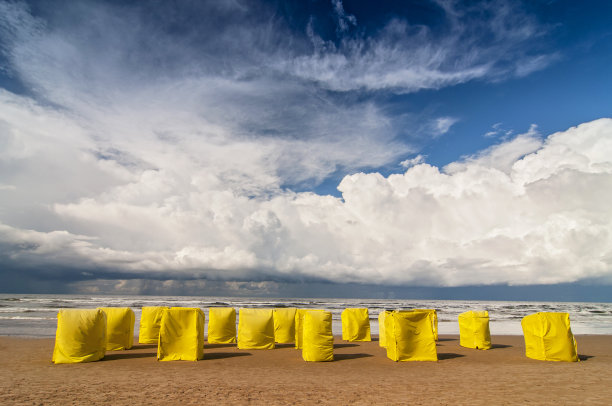 秋天的风景波罗的海，Lielupe Jurmala。拉脱维亚。图片下载