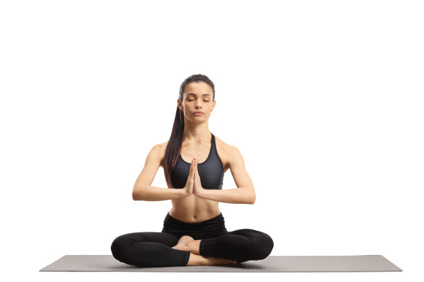 年轻女性闭着眼睛练习冥想图片下载