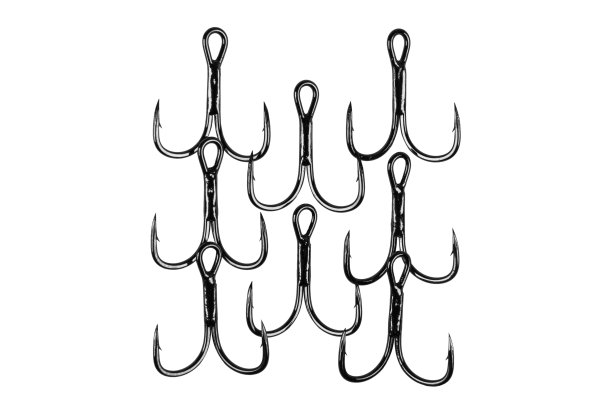 鱼钩孤立在白色背景上。鱼钩靠近。渔具。不锈钢鱼钩图片下载