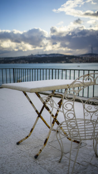 冰雪覆盖表图片下载