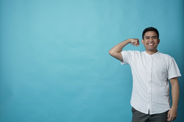 健康和强大的东南亚青年Man - Copy空间图片下载