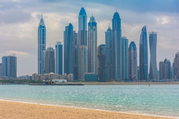 2020年1月25日的迪拜码头，阿拉伯联合酋长国图片下载