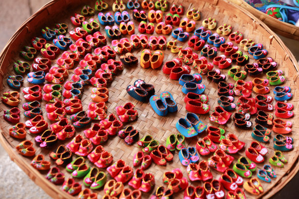 人种的婴儿鞋图片下载