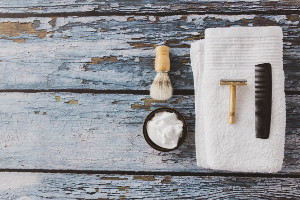 男性剃须套装图片下载