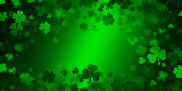 圣帕特里克节插图，苜蓿叶旋转在绿色的背景图片下载