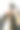 美丽成熟的女人在镜子前梳理她的长发图片下载