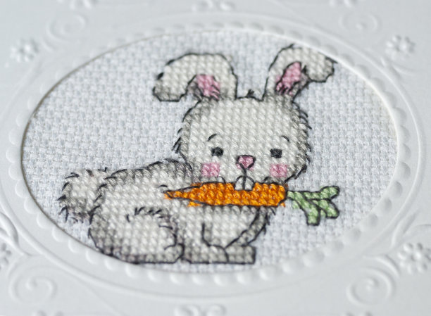 复活节兔子十字绣图片下载