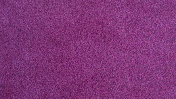 紫色麂皮背景与整洁的纹理和复制空间，毛绒皮革与午睡完成图片下载