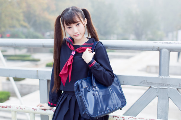 可爱的中国女学生图片下载