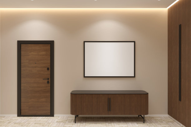 米黄色的现代门厅内饰有一扇入口门，一张空白的海报模型，一个衣柜和镶木地板。前视图。图片下载
