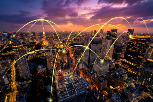 日本东京的智慧城市和通信网络概念素材图片